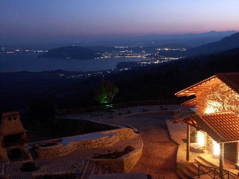 โรงแรมล็อกกัส Sidhirokhorion ภายนอก รูปภาพ